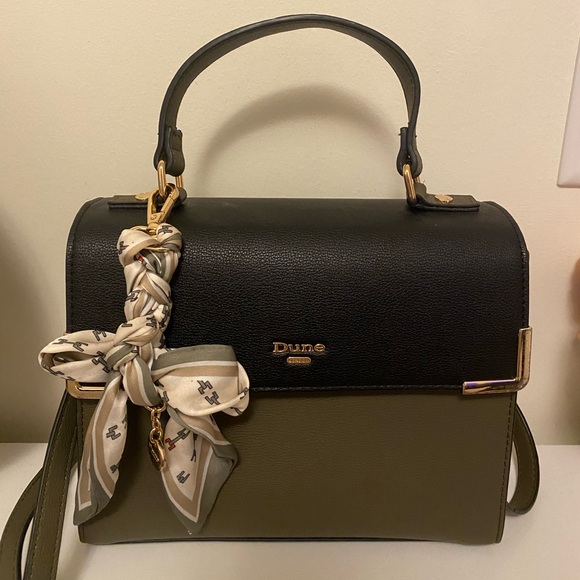 Stylish Everyday Purse - Picture 1 of 3